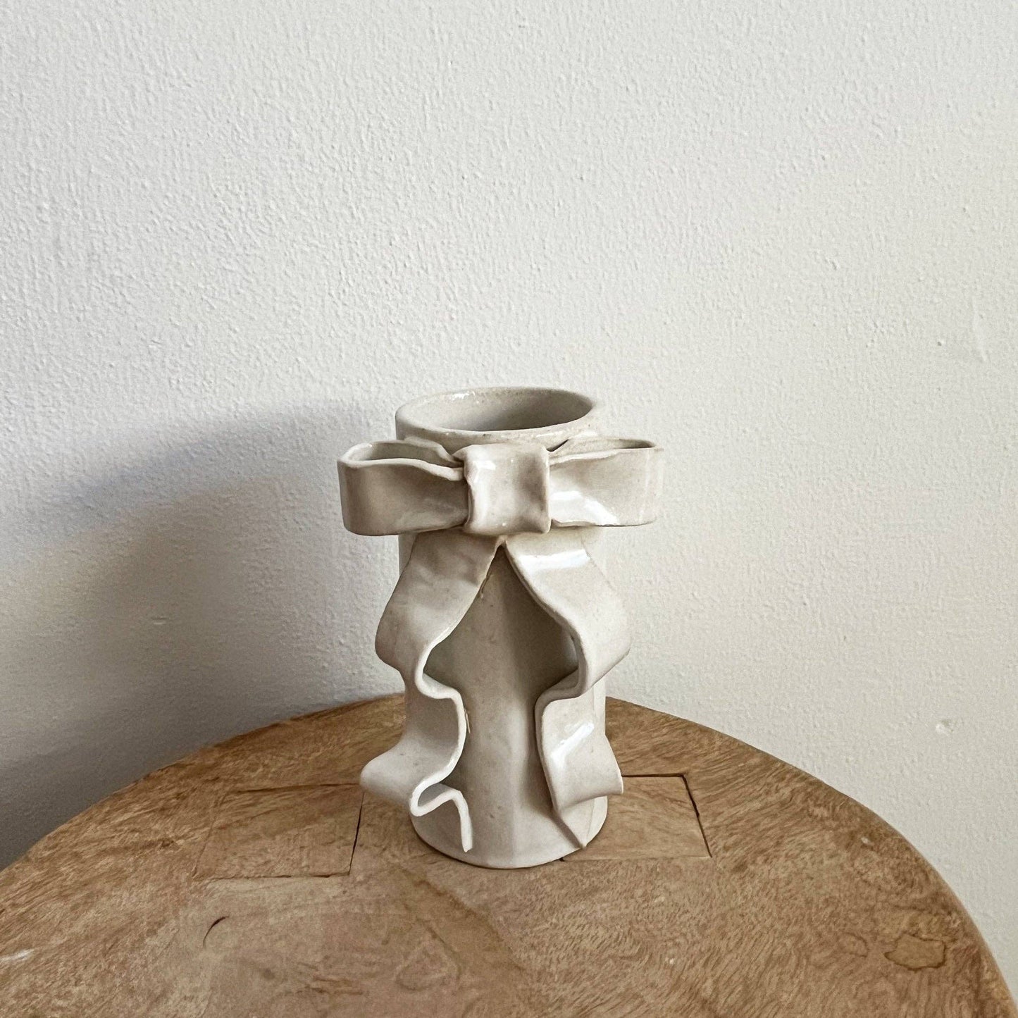 Ribbon Bow Vase: Small