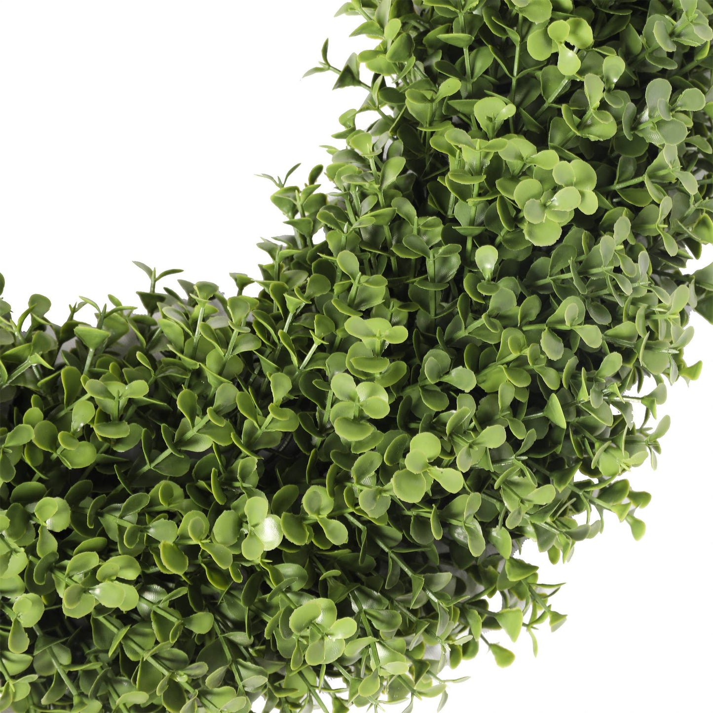 UV Boxwood Round Wreath
