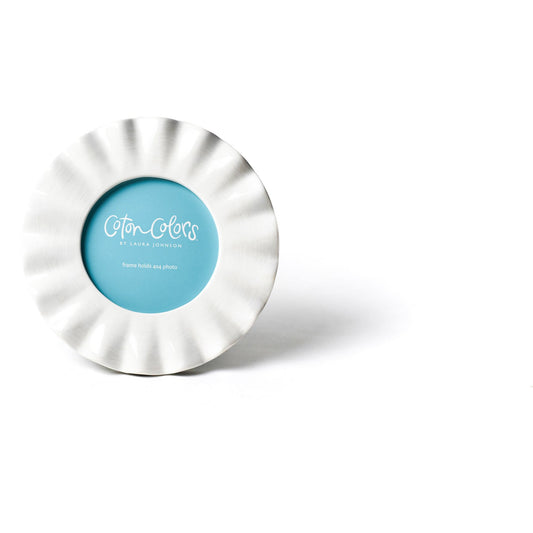 Circle Ruffle White Frame